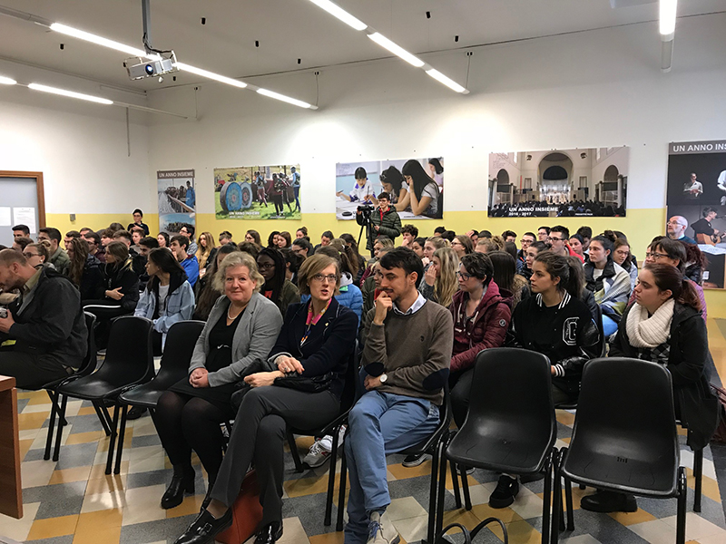 2017-11-04_Apriamo_un_RotarAct_a_Clusone_3263