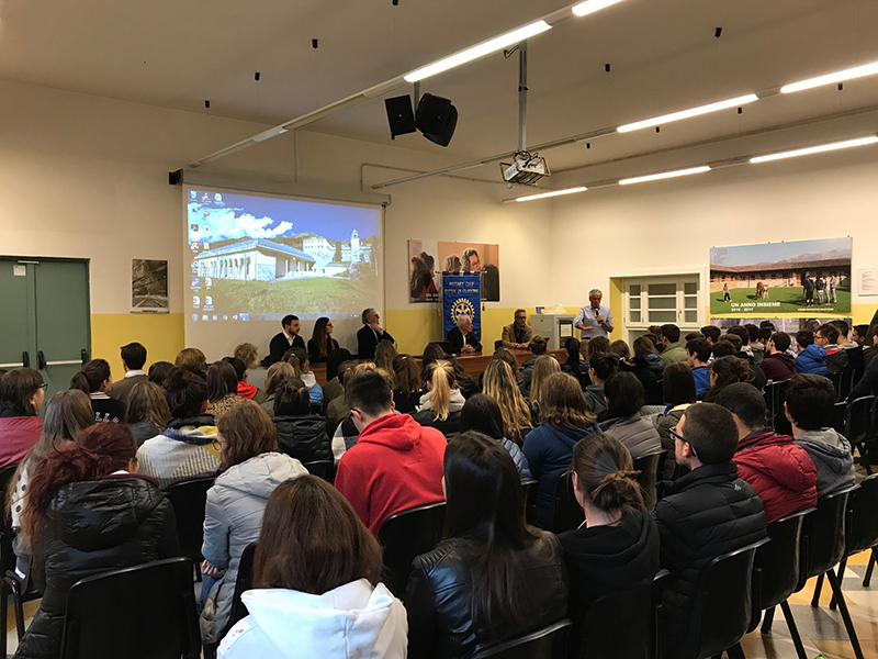 2017-11-04_Apriamo_un_RotarAct_a_Clusone_3269
