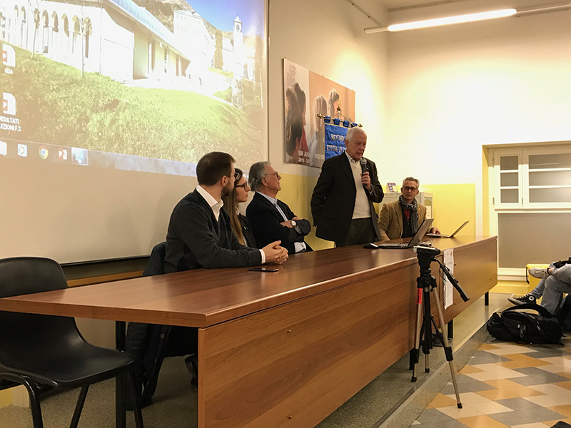 2017-11-04_Apriamo_un_RotarAct_a_Clusone_3272