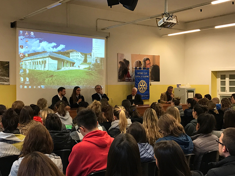 2017-11-04_Apriamo_un_RotarAct_a_Clusone_3276