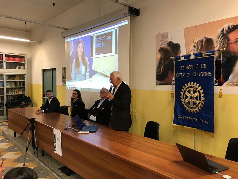 2017-11-04_Apriamo_un_RotarAct_a_Clusone_3291